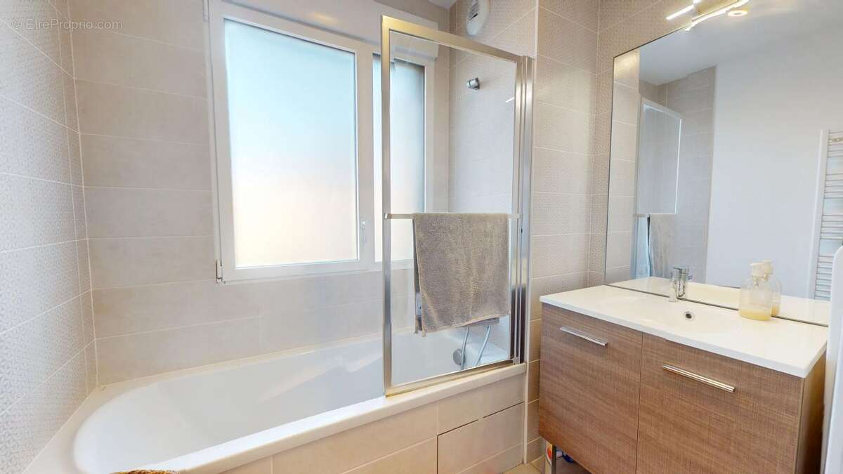 Appartement à LYON-5E