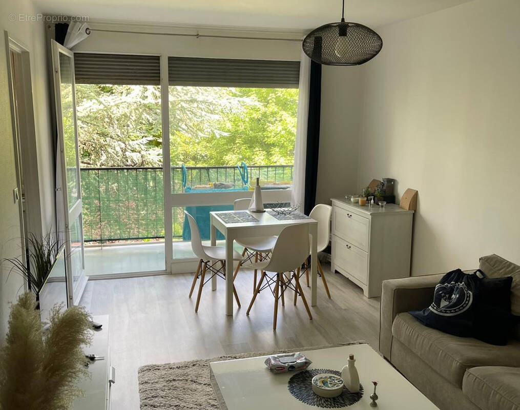Appartement à CHENNEVIERES-SUR-MARNE