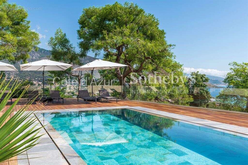 Maison à ROQUEBRUNE-CAP-MARTIN