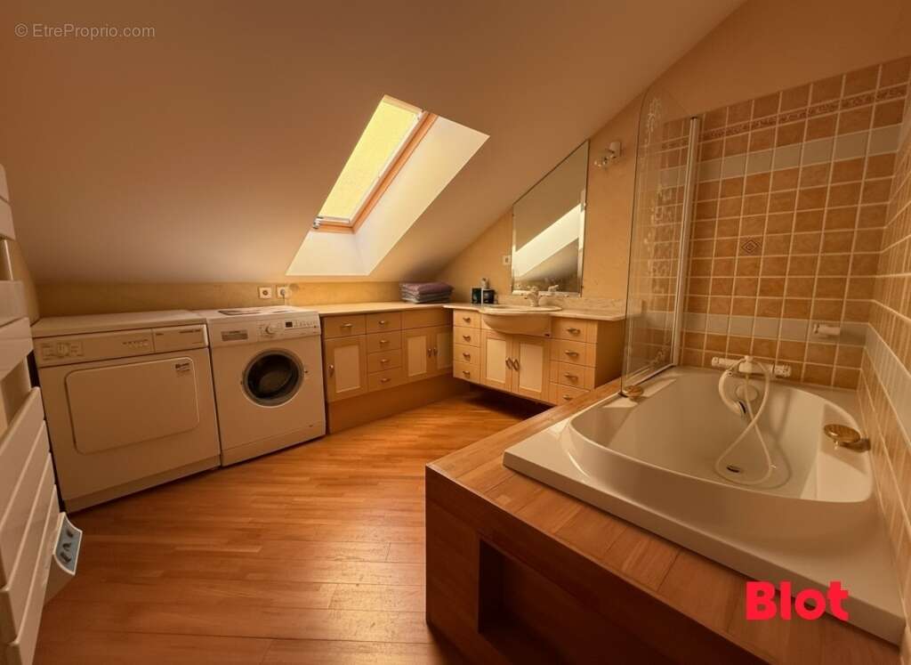 Appartement 92 m² à Saint-Gregoire  - photo 5