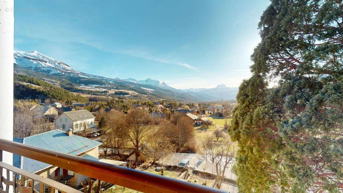 Appartement à JAUSIERS