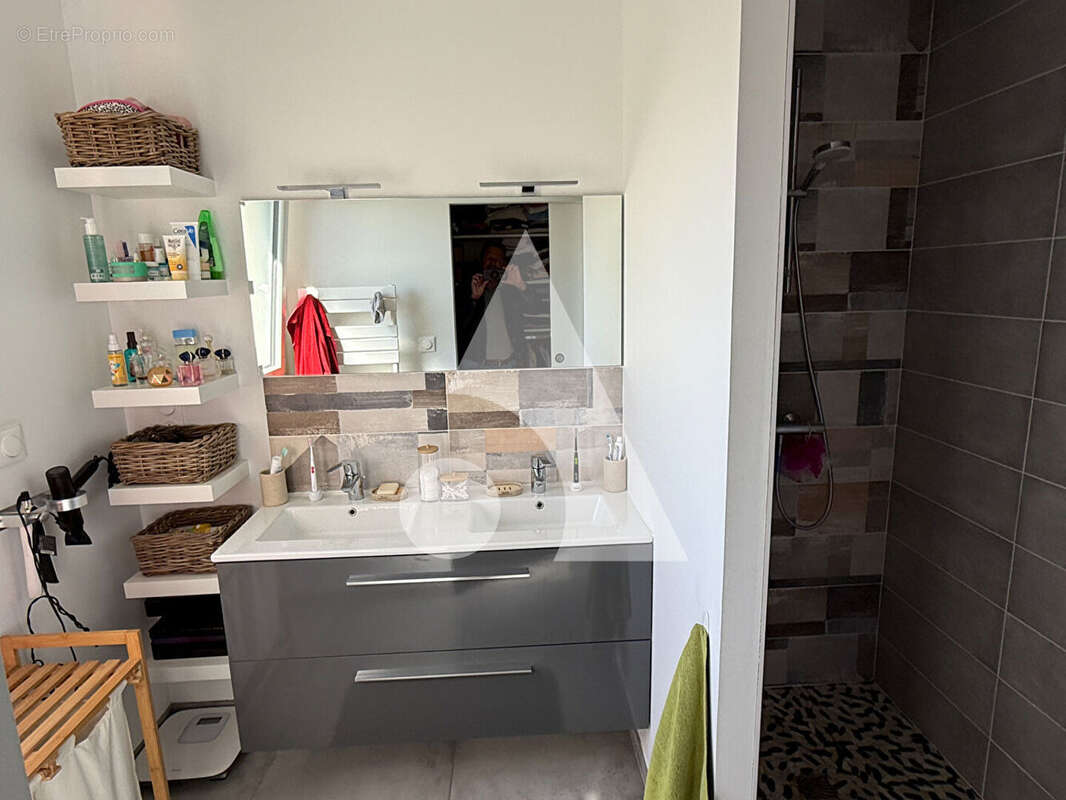 Maison à MONTBOUTON