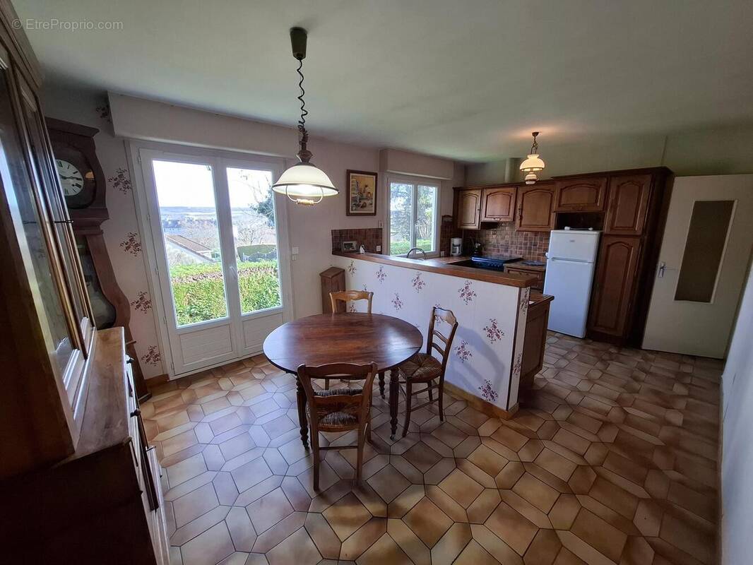 Photo 1 - Maison à SAINT-MARCEL