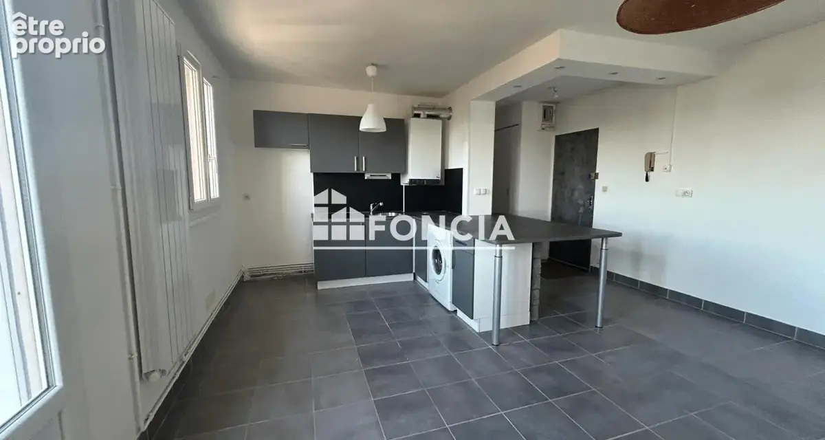 Appartement à LUCE