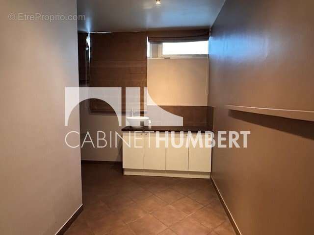 Commerce à SAINT-ETIENNE