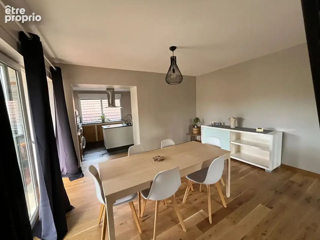 Bourg appart 4 chambres+ bureau avec terrasse - photo 5