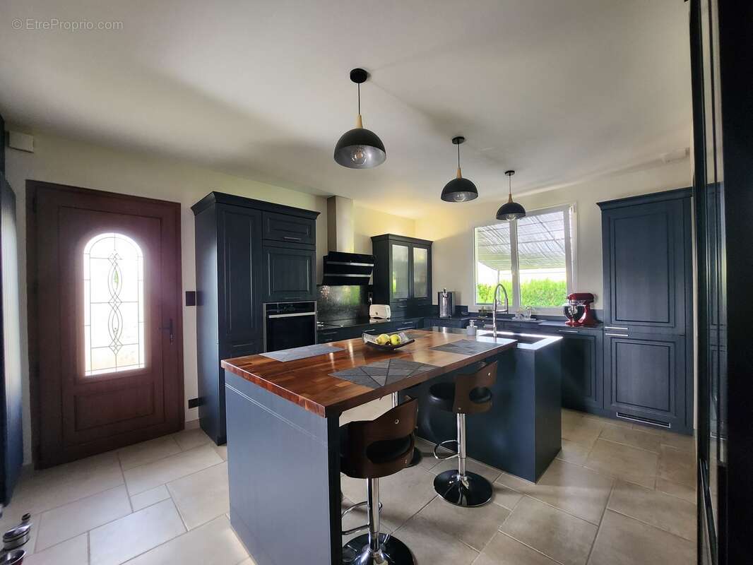 Maison à SAINT-PRIEST-TAURION