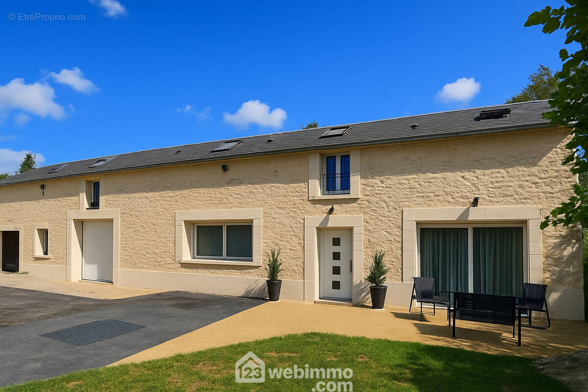 Venez découvrir cette belle longère rénovée en deux maisons. - Maison à AUGERVILLE-LA-RIVIERE