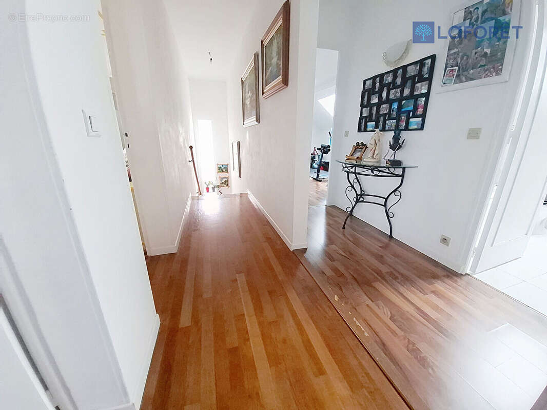 Maison à LAGNY-SUR-MARNE