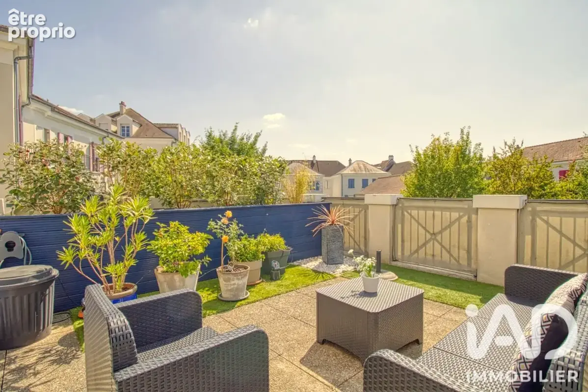 Photo 1 - Appartement à MAGNY-LE-HONGRE