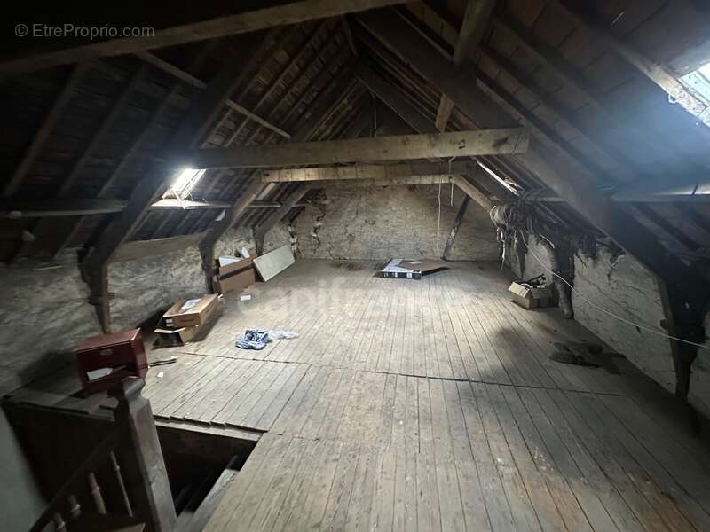 Maison à MAEL-CARHAIX