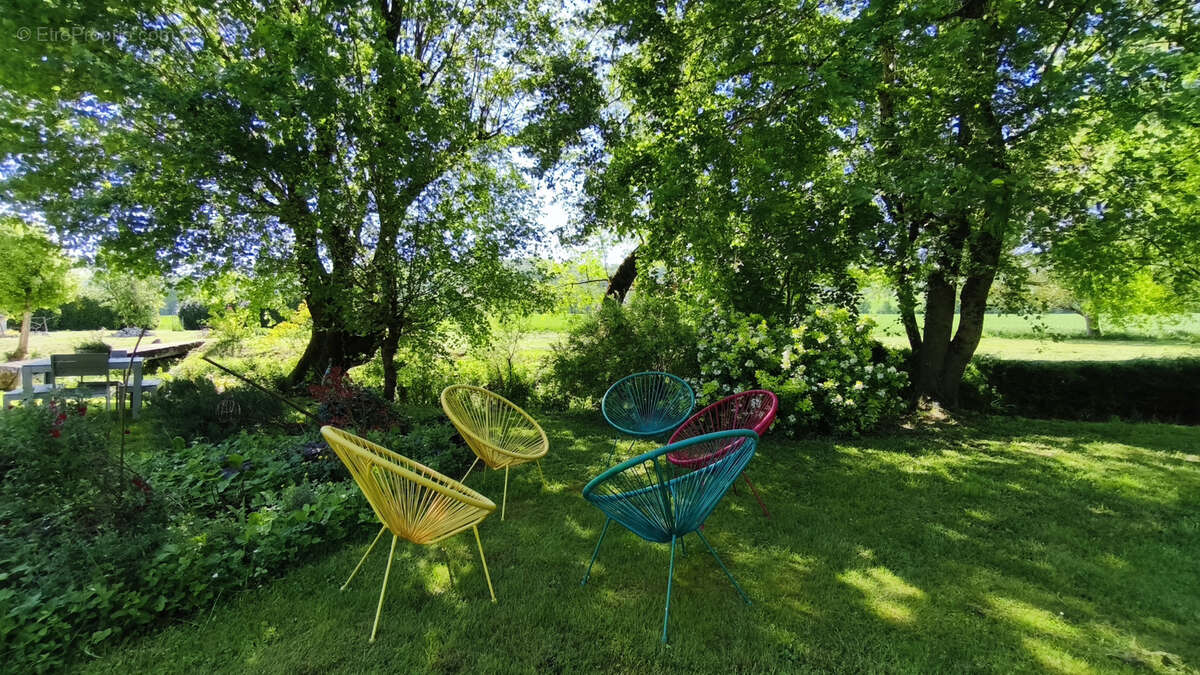 Maison à BAGAT-EN-QUERCY