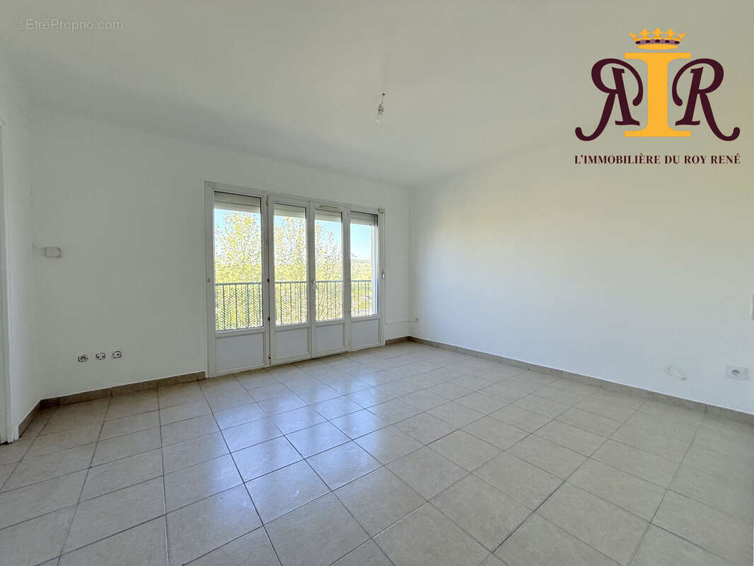 Appartement à PERTUIS