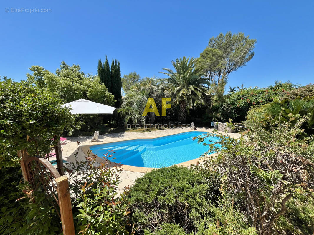 Maison à SAINT-RAPHAEL