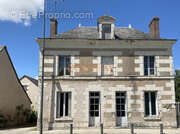 Maison à FOUGERES-SUR-BIEVRE