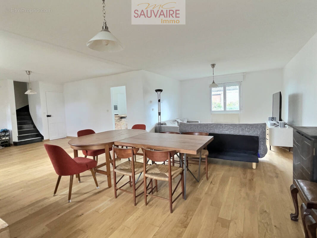 Maison à SAVIGNY-SUR-ORGE