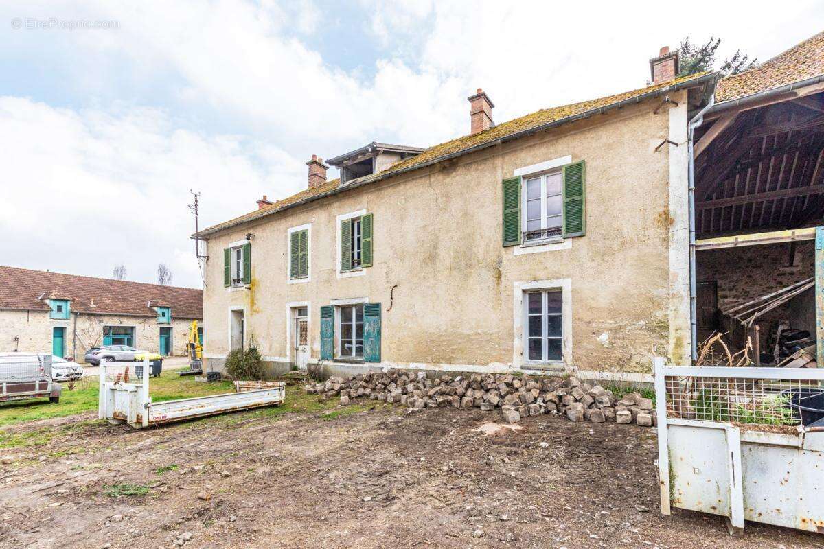 Appartement à CHAMPCUEIL