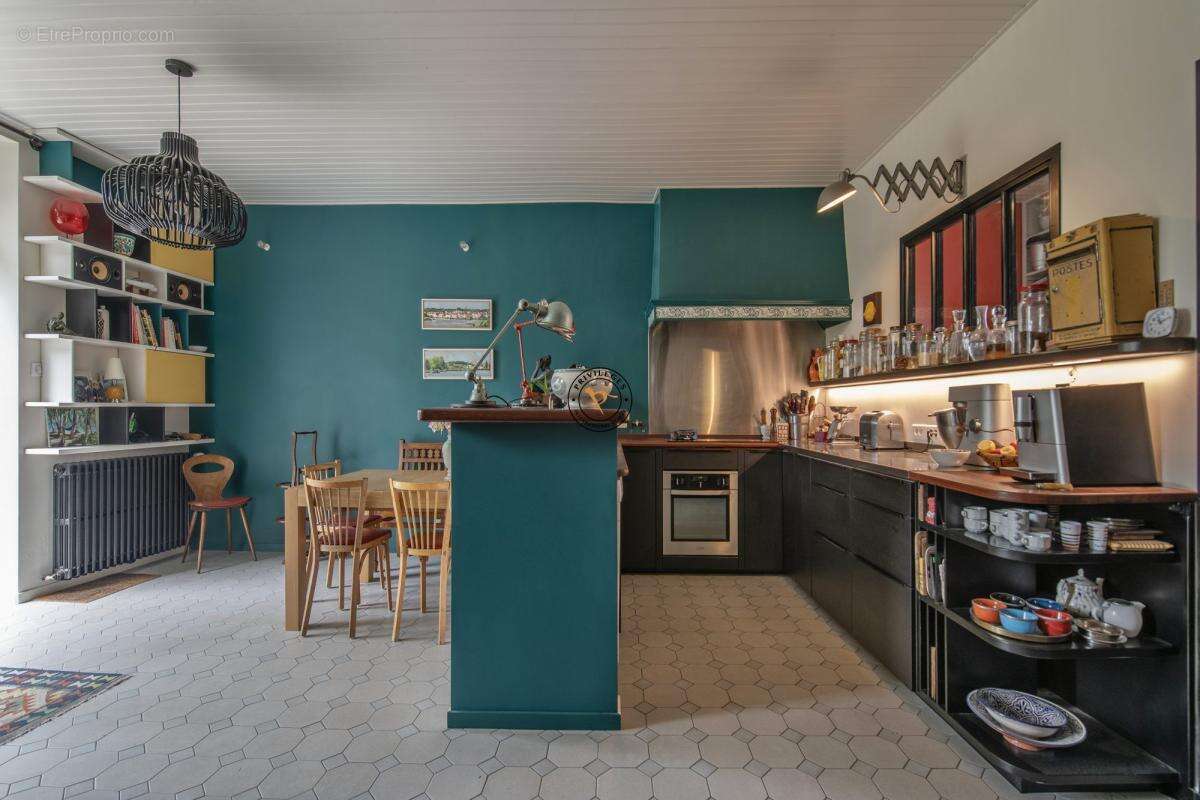 Maison Familiale Avec Jardin En Voie Privée - Sainte-Anne, Na - photo 6