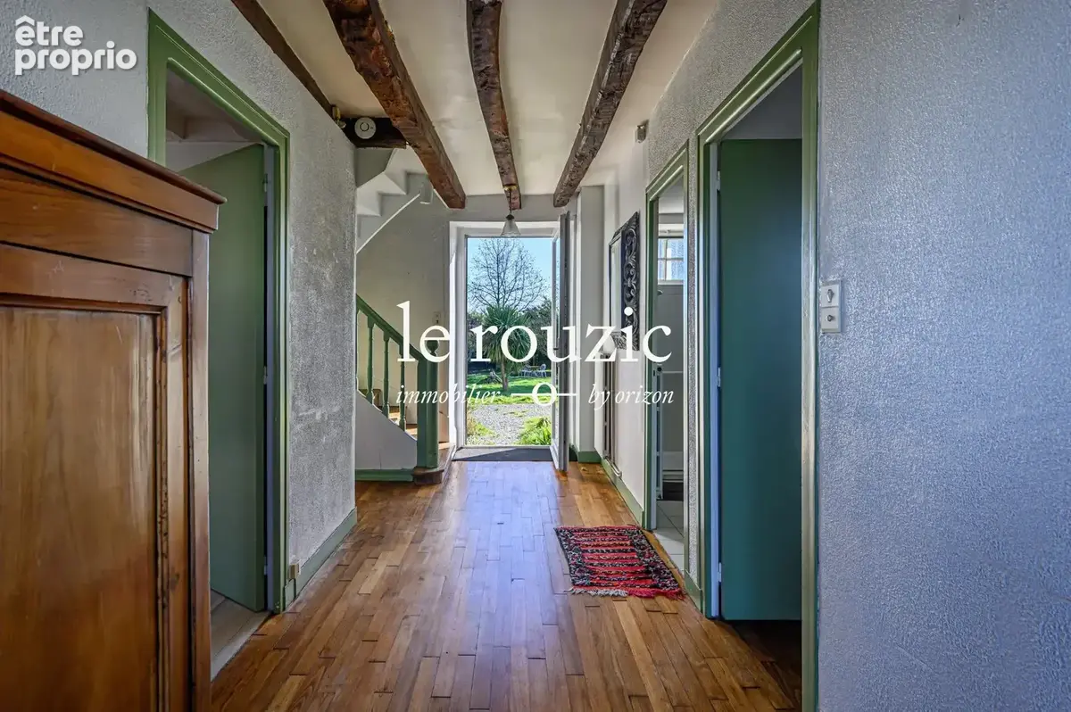 Maison 211 m² à Taupont  - photo 2