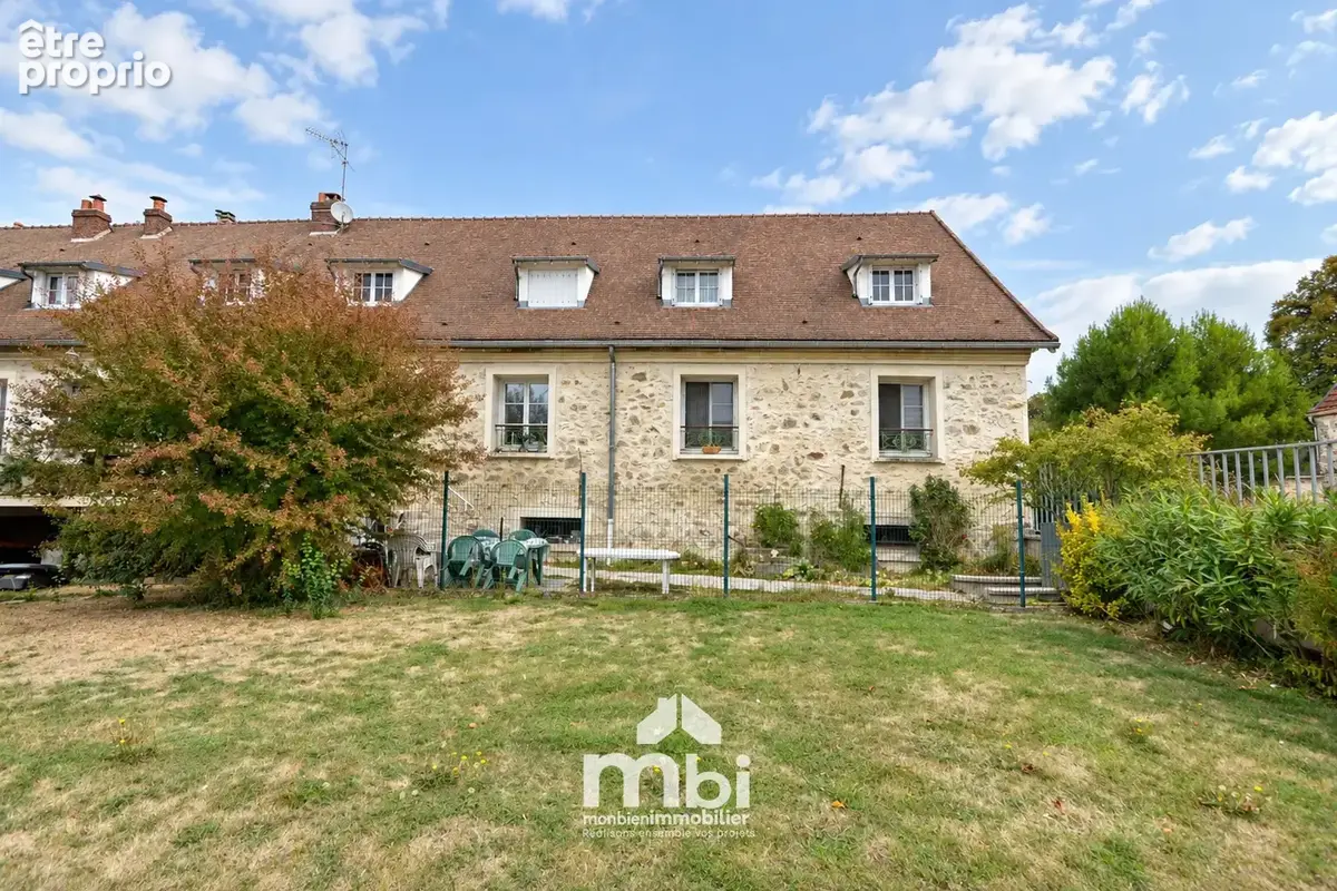 Appartement à PLAILLY