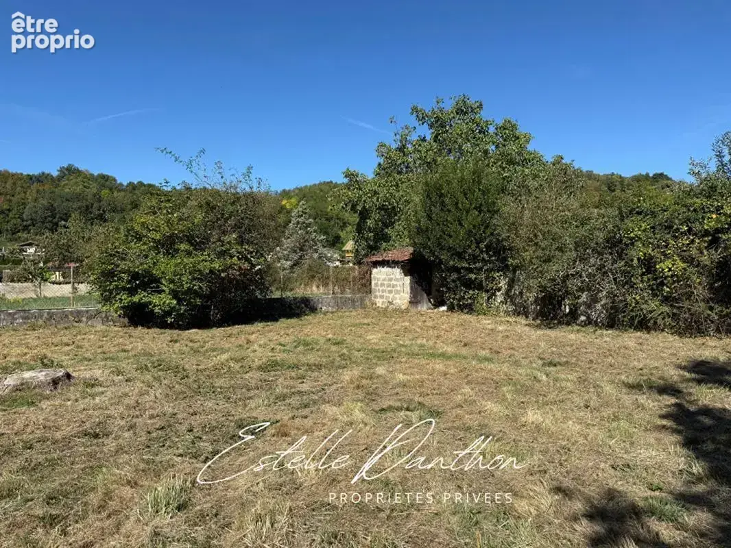 Terrain constructible 1500m2 Champier - photo 2