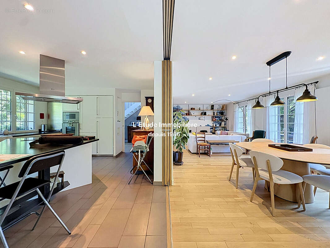 A vendre maison caluire 256 m² utiles proximite commerces et transports - photo 2