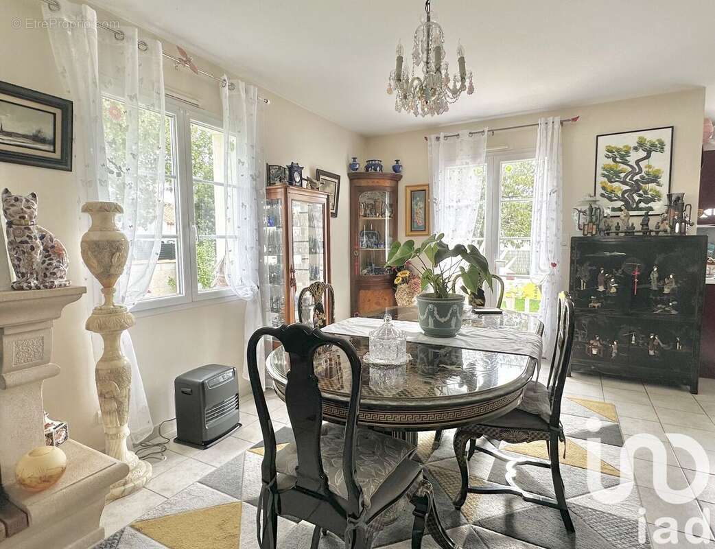 Photo 3 - Maison à AVRILLE