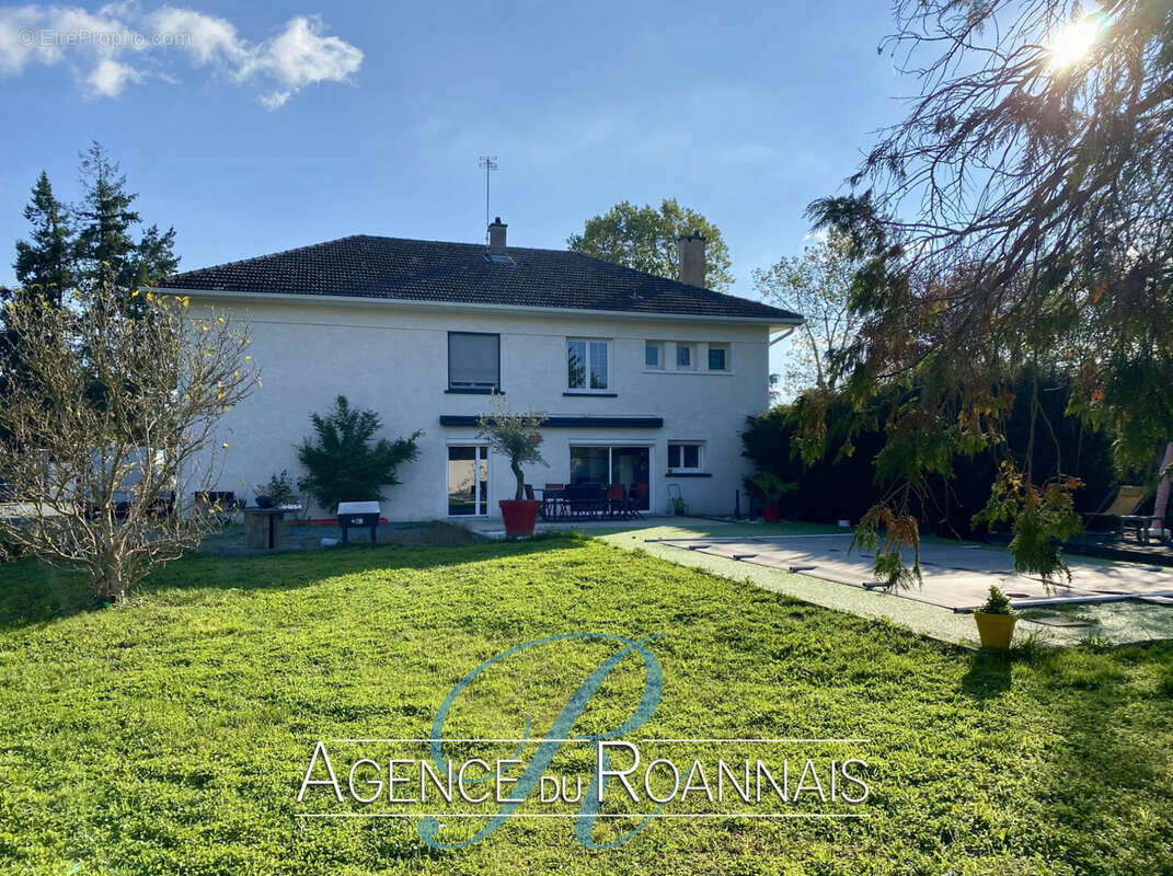 Maison à SAINT-LEGER-SUR-ROANNE