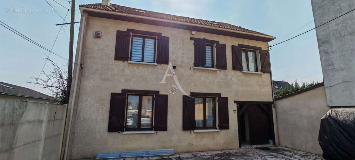 Maison à VILLEPARISIS