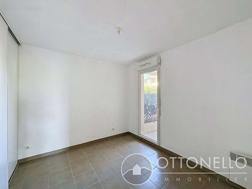 Appartement Roquebrune Sur Argens 3 pièces 72.75 m2 avec 2 terrasses et parkings - photo 7