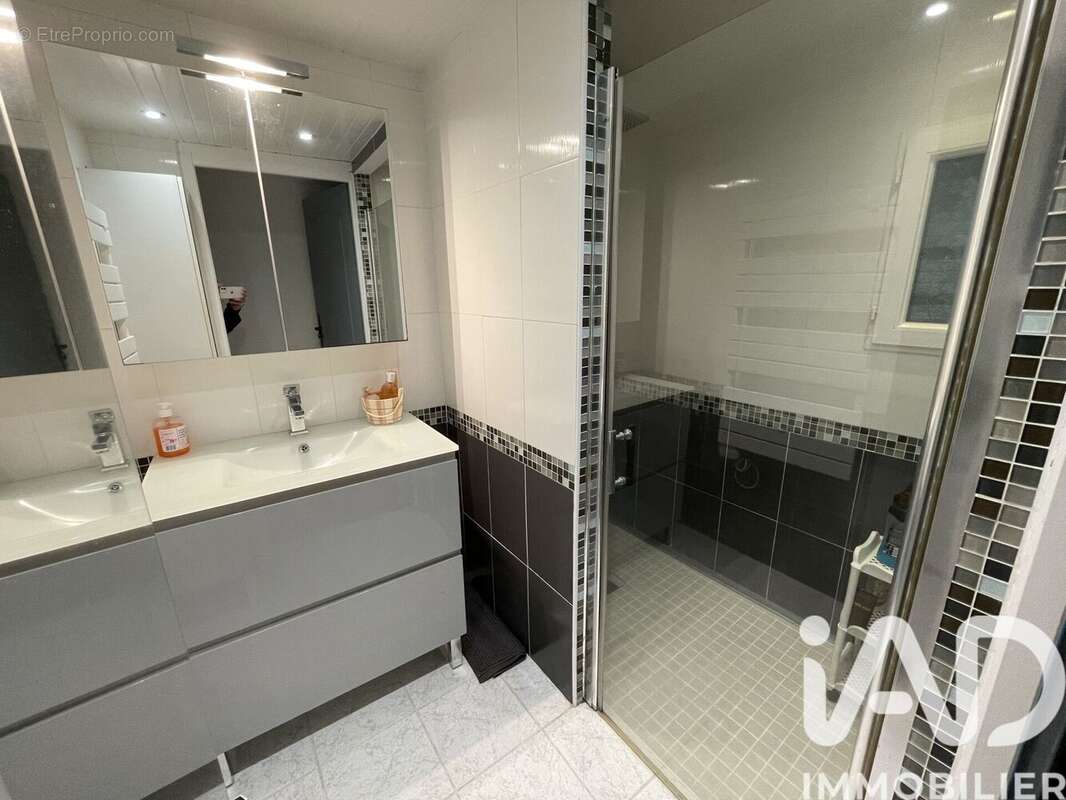 Photo 7 - Maison à SAINT-ELOY-LES-MINES