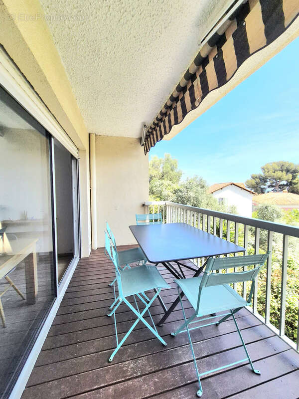 Appartement à HYERES
