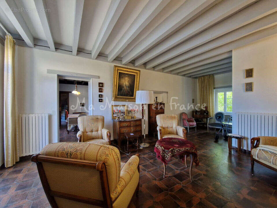 Maison à SAINT-POURCAIN-SUR-SIOULE