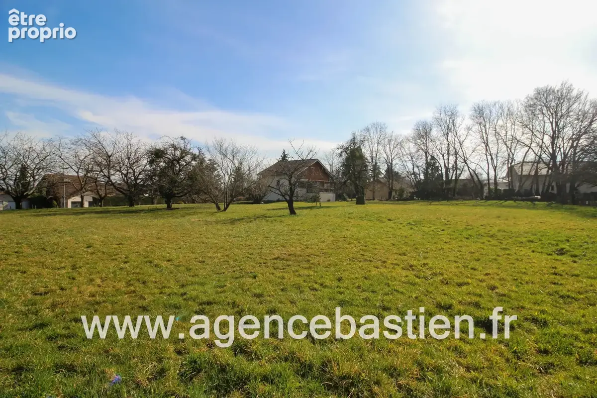 Exclusivité - Terrain constructible à Échenevex - viabilisé - 1.047 m2 - photo 4