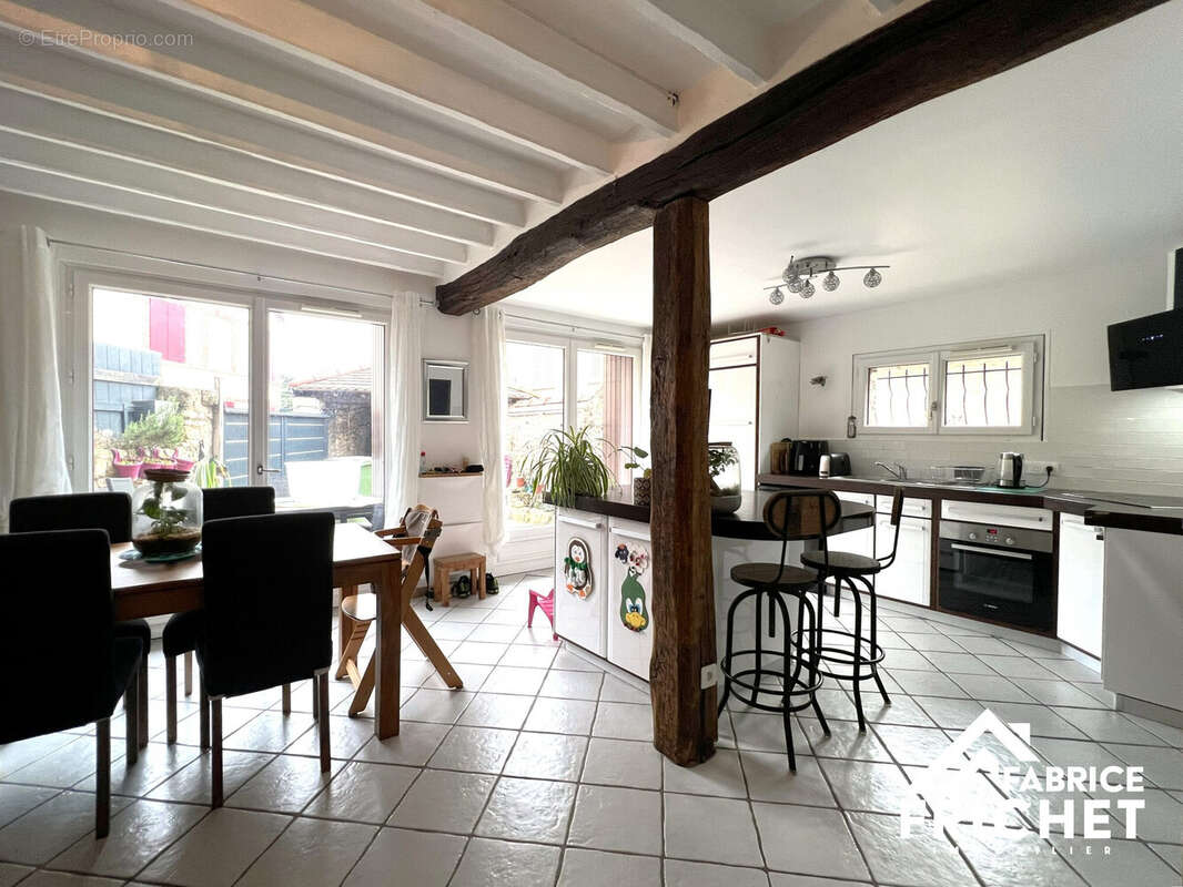 Maison à BENNECOURT