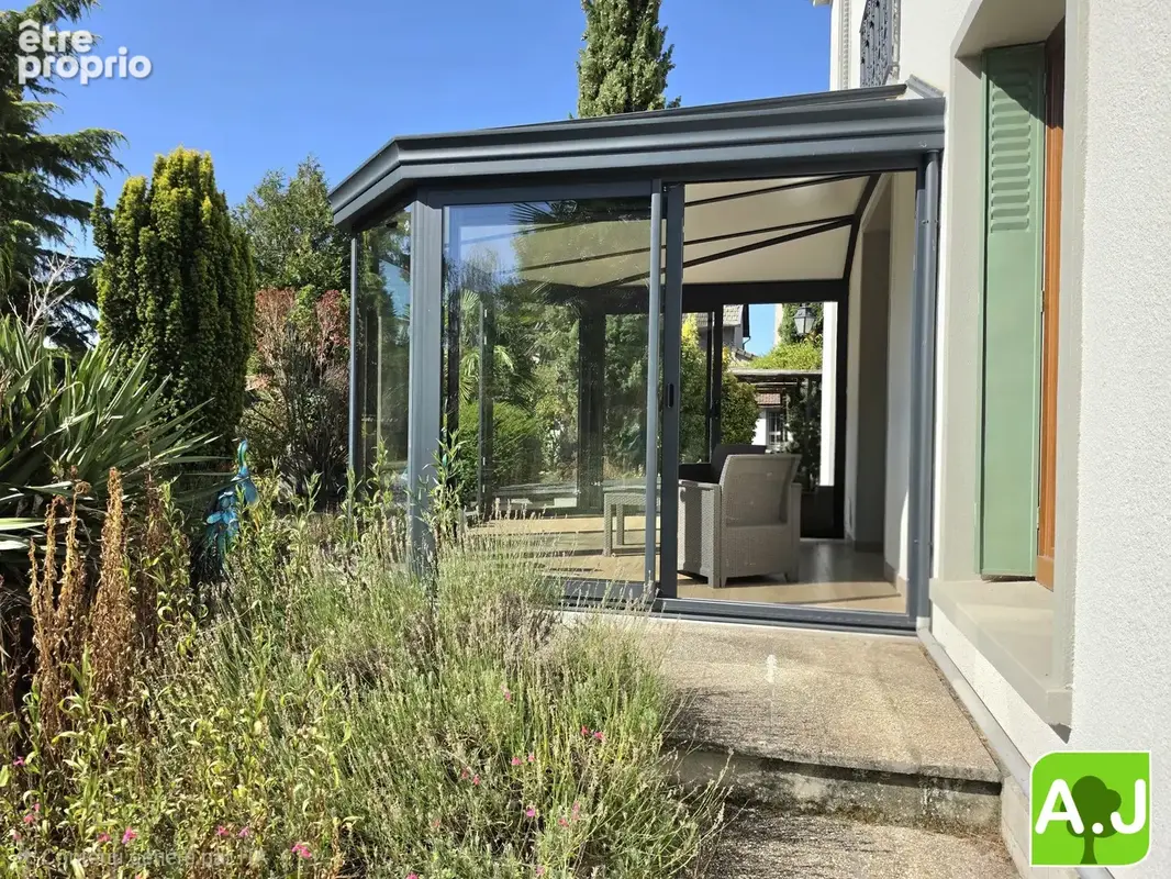 Maison 8 pièces 165 m² à vendre à Ezy-Sur-Eure (27530) - photo 3