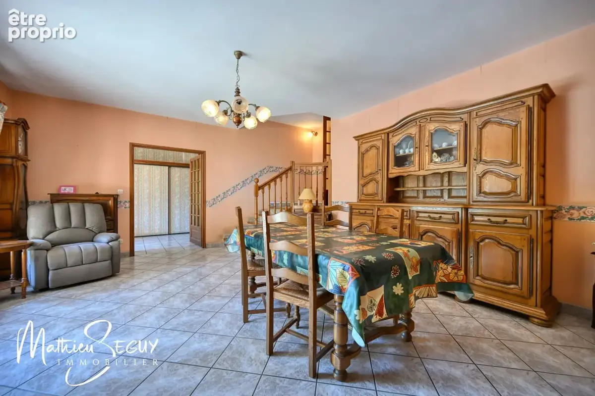 Thurins - Maison de village en bordure de Garon - photo 11