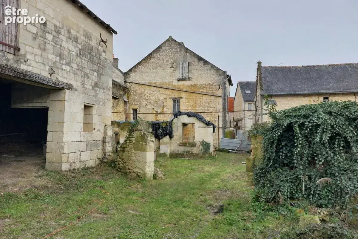 LERNÉ (37500) : Ensembles de Bâtisses à rénover (315 m2) - photo 4