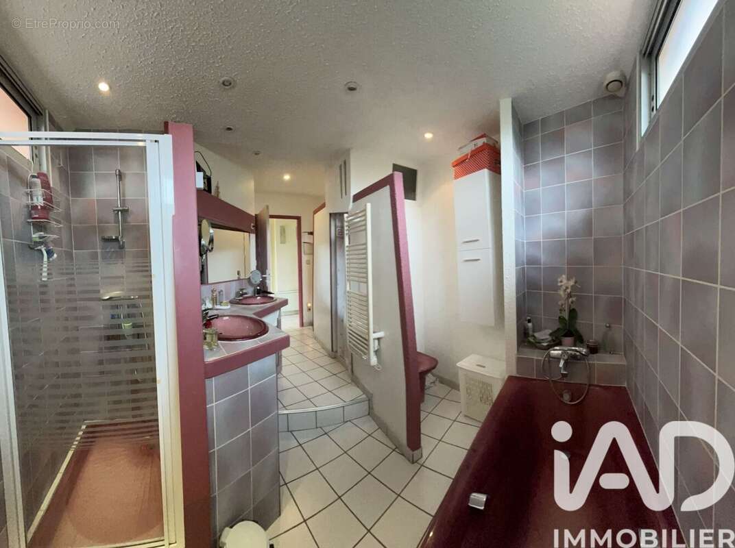 Maison 130 m² à Lannemezan  - photo 8