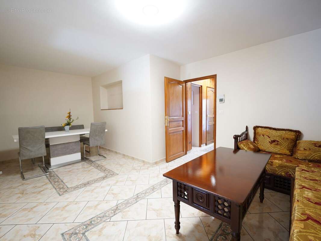 Maison à GUENANGE