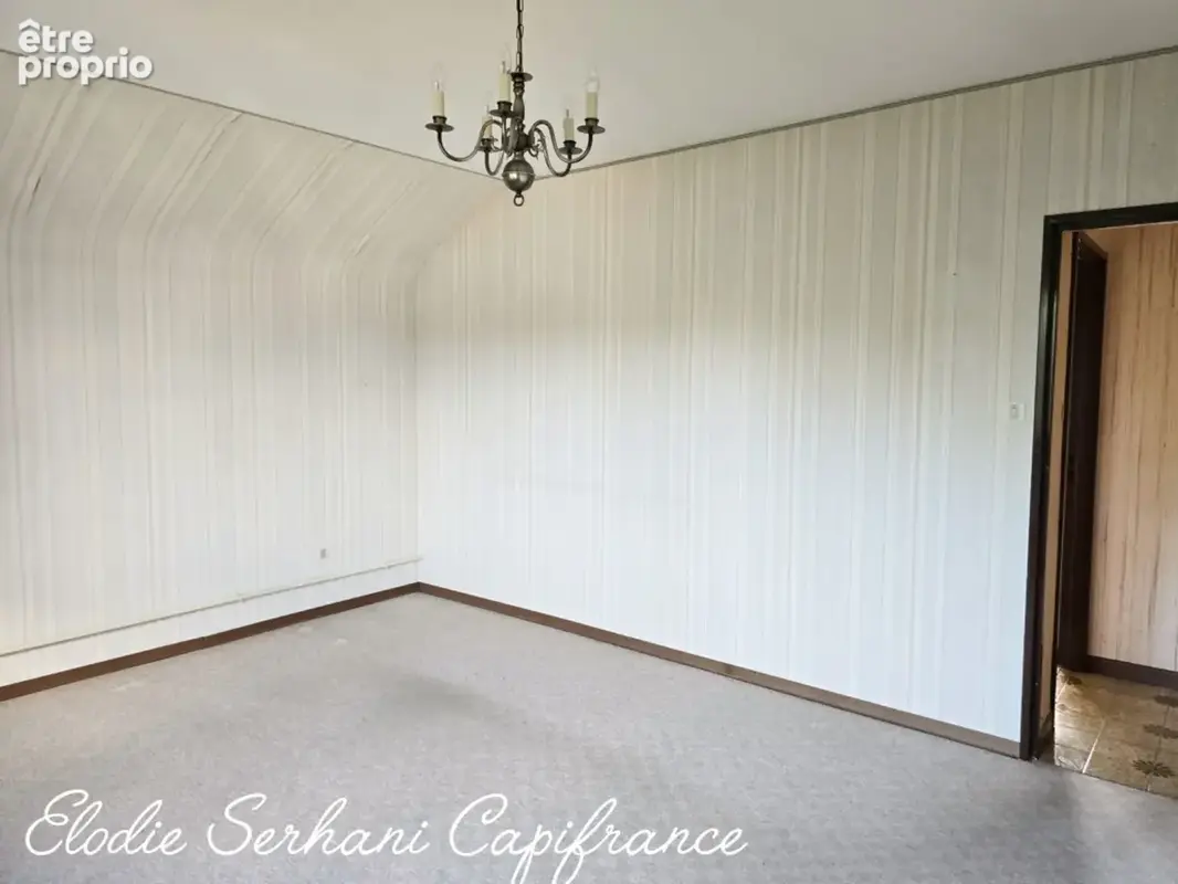 En Exclusivité, maison familiale T9 de 235m2 habitable à Montbéliard - photo 5