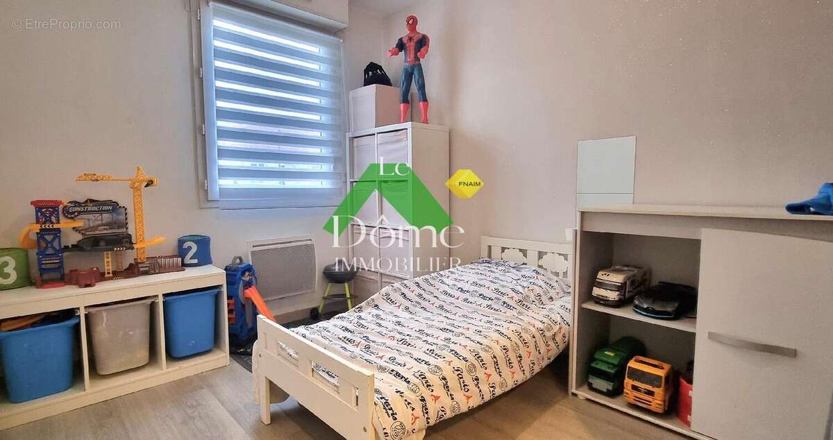 Maison à LACHAPELLE-SAINT-PIERRE