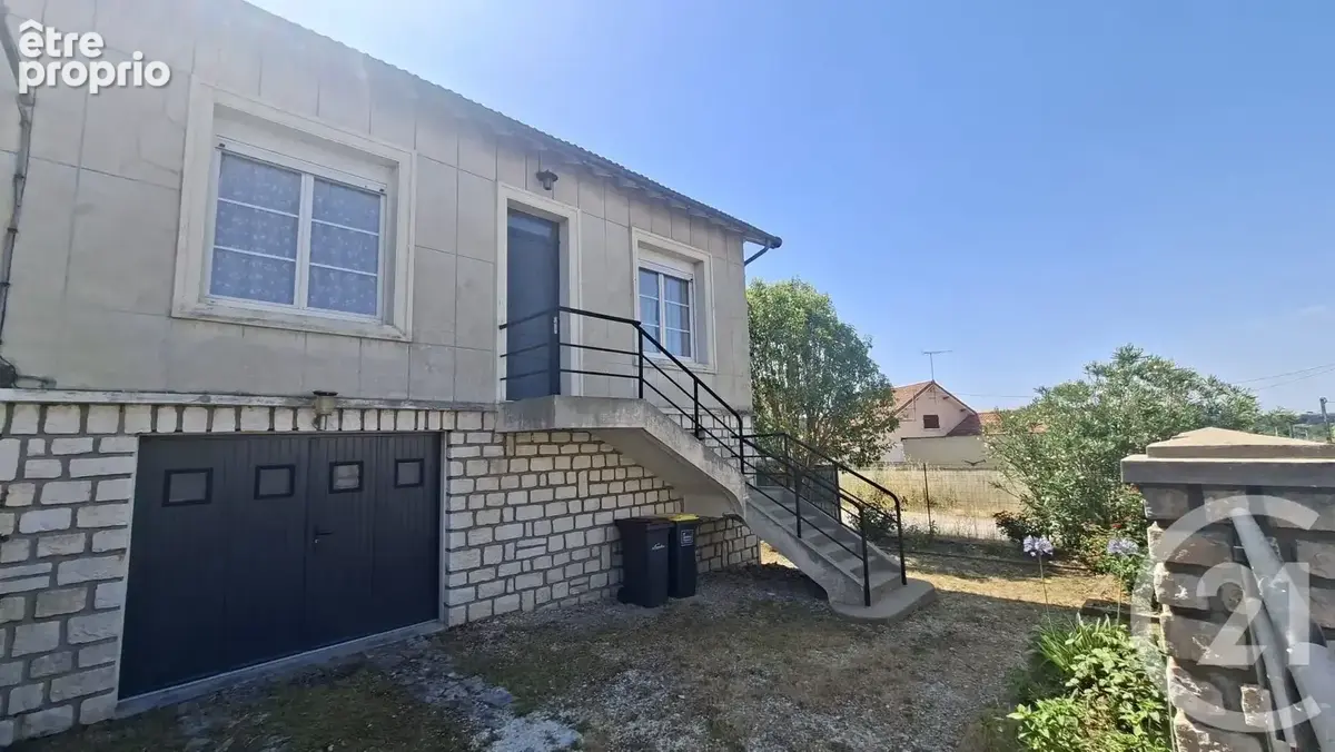 Maison 69 m² à Angouleme  - photo 3