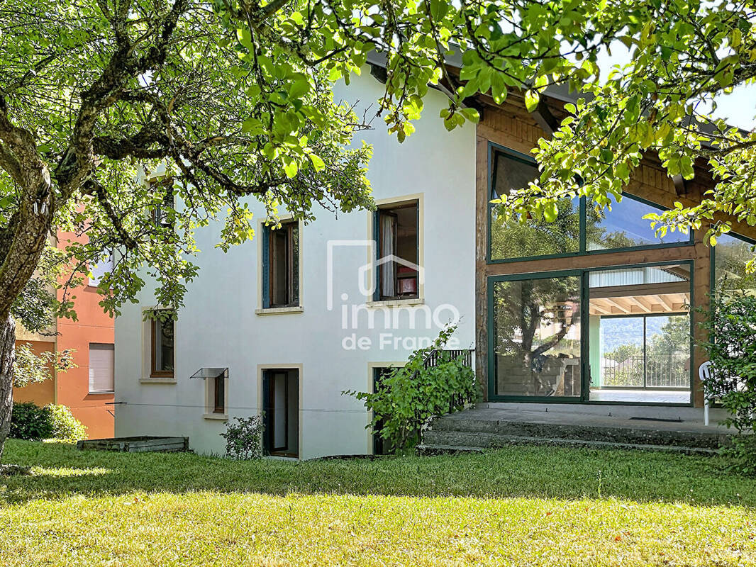 Maison à SAINT-LUPICIN