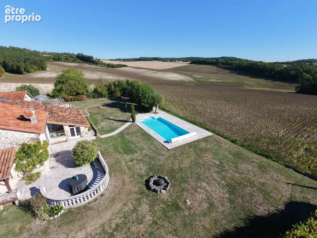 Spacieuse résidence avec annexe pour invités - photo 4