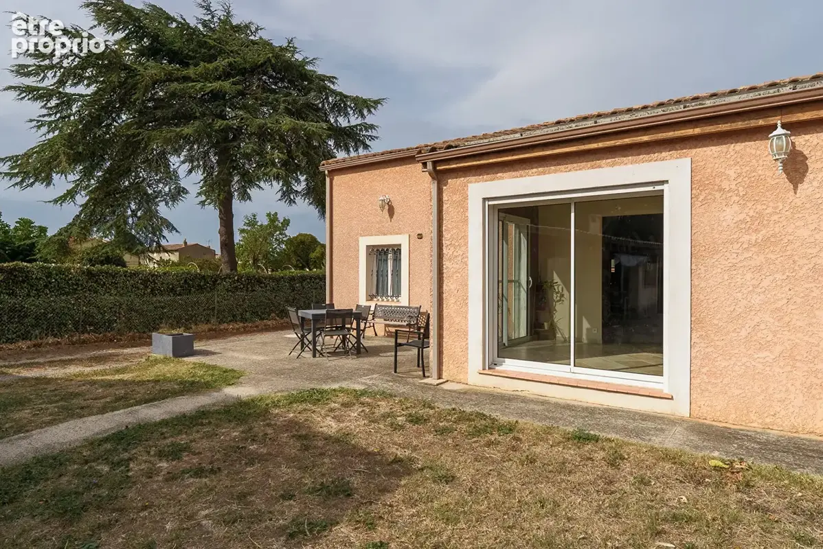 CARCASSONNE - CAUX-ET-SAUZENS  - Villa T5 194m² (149m² hab.) avec piscine, pool house, garage et vaste jardin arboré - photo 5