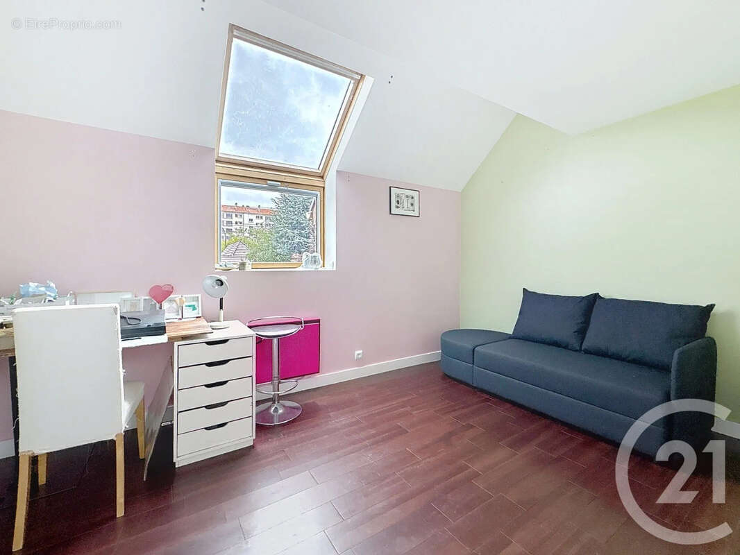 Maison à CHAMPIGNY-SUR-MARNE