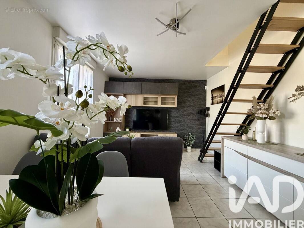 Photo 1 - Appartement à LEUVILLE-SUR-ORGE