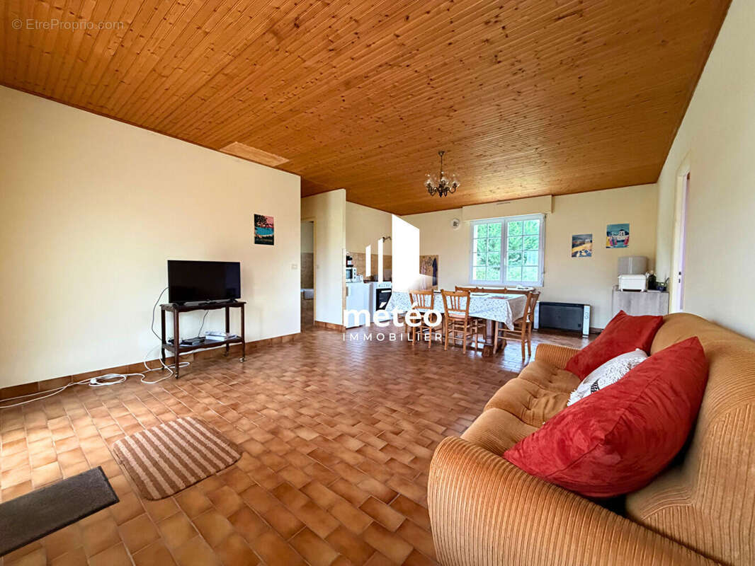 Maison à TALMONT-SAINT-HILAIRE