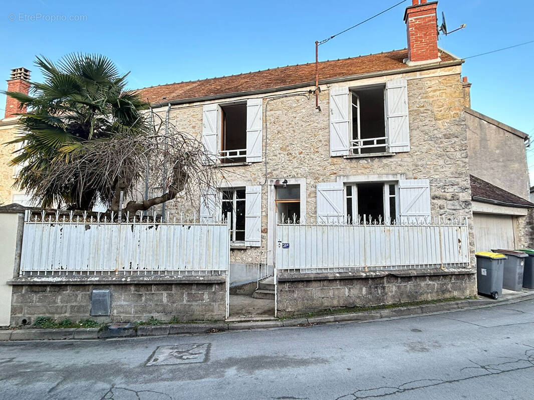 Maison à MORET-SUR-LOING